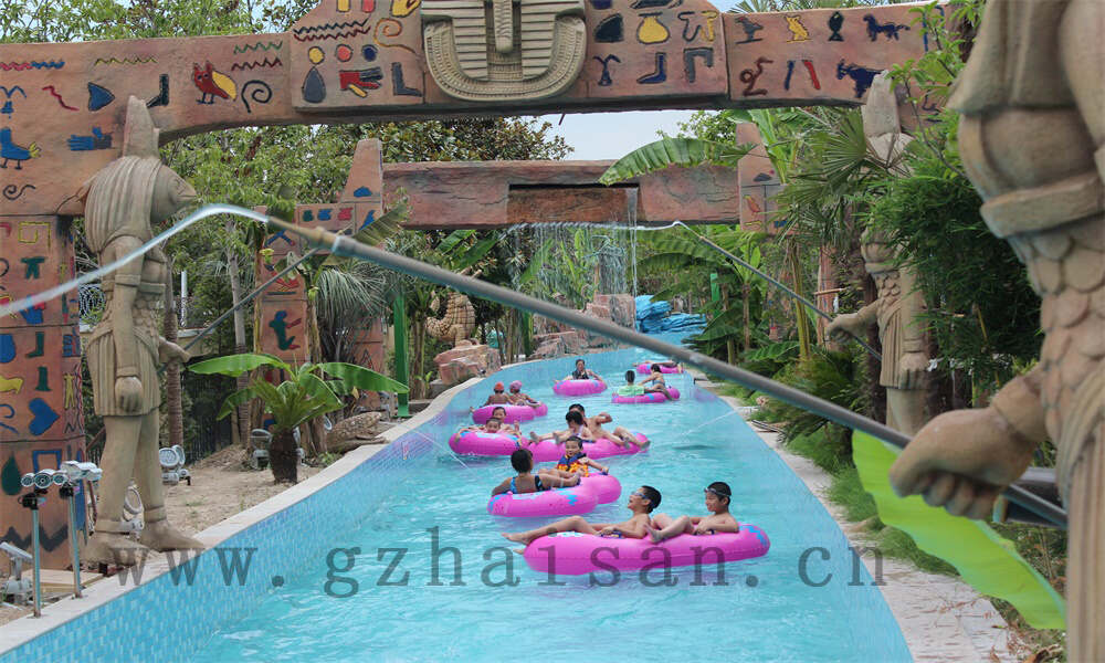 水上乐园设计的舞台和表演设施如何提供娱乐？